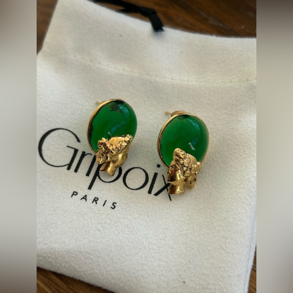Gripoix Paris-(NEW)Back to Rome Cameo stub Earrings with Cameo